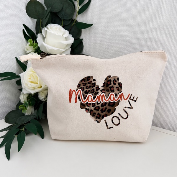 Trousse en toile « Maman louve » avec cœur en flex léopard et lettrage rouge