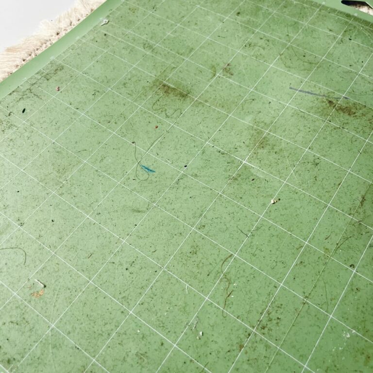 Comment nettoyer un tapis de découpe cricut